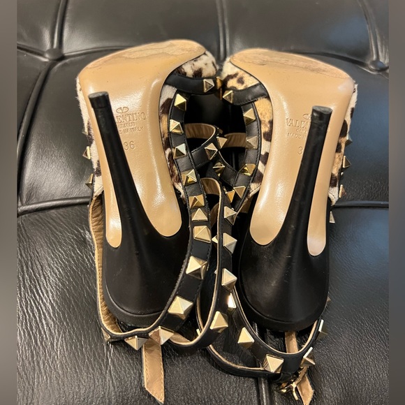 Valentino Leopard Rockstuds - Picture 5 of 9